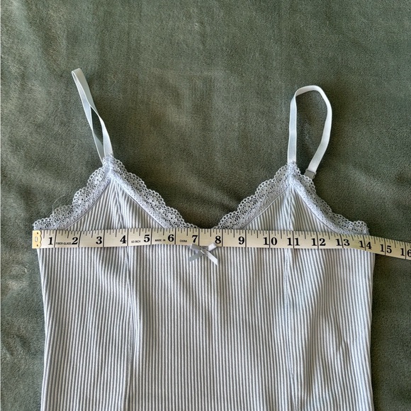 Divided Light Blue Lace-Accent Bodycon Dress - Picture 10 of 11